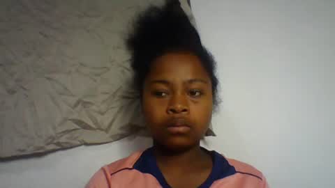 sandraalyd online show from July 24, 2026, 5:27 am