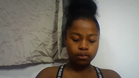sandraalyd online show from July 26, 2026, 2:53 am