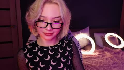 Sandy  online show from February 6, 2025, 1:16 am