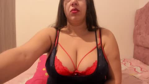 sandraclarkx69 online show from June 17, 2026, 12:07 pm