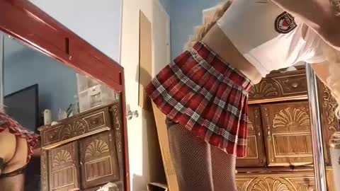 Sandra online show from September 18, 2025, 5:53 am