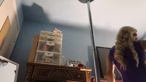 Sandra online show from March 9, 2026, 10:41 am