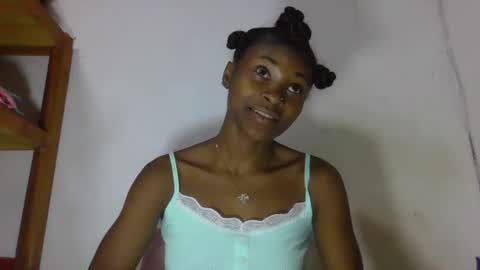 sandricaaa online show from March 27, 2026, 8:26 am