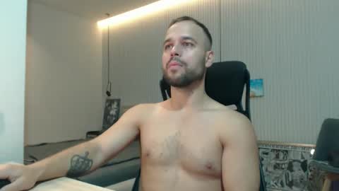 DeAlex online show from September 24, 2025, 11:57 am