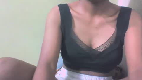 sandy735579 online show from February 12, 2026, 6:14 pm