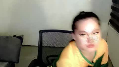 Snapshot of sangre_danaya chatting on November 7, 2025, 12:54 am DANAYA online show from November 7, 2025, 12:54 am