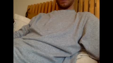 sansha1990 online show from November 18, 2025, 9:41 pm