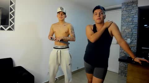 Snapshot of santi_henao chatting on December 1, 2024, 11:36 pm Santiago Henao online show from December 1, 2024, 11:36 pm