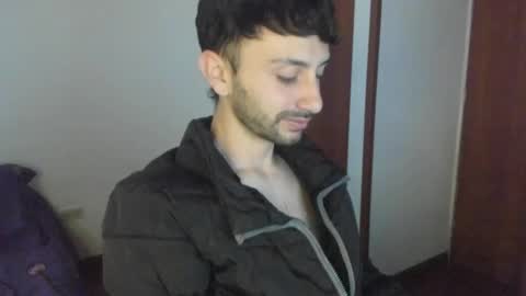 Santi online show from March 12, 2025, 4:24 pm