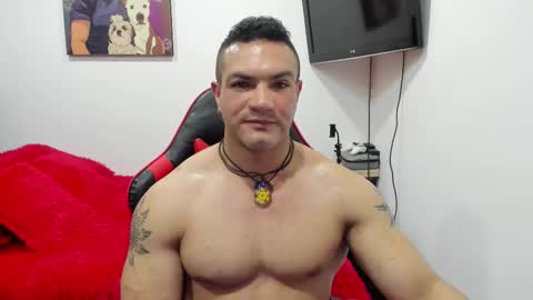 santi_pastori online show from September 26, 2025, 6:45 pm