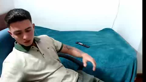 Snapshot of santi_ss chatting on September 12, 2025, 1:06 am santi_ss online show from September 12, 2025, 1:06 am