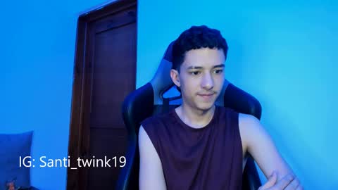 santi_twink19 online show from February 11, 2025, 10:07 pm
