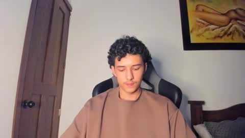 santi_twink19 online show from October 21, 2025, 11:27 pm