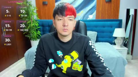 SANTIAGO  online show from April 9, 2026, 10:37 pm