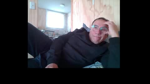 santiago_n online show from June 22, 2026, 4:26 pm