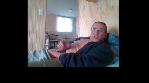 santiago_n online show from July 27, 2026, 1:51 pm