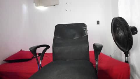 Snapshot of santiceballo chatting on January 31, 2025, 10:31 pm Julius Novachrono online show from January 31, 2025, 10:31 pm