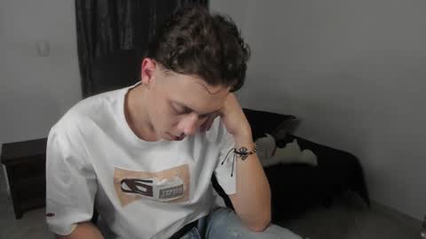 Julius Novachrono  online show from March 23, 2026, 1:20 am