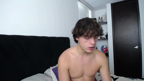 Santii online show from February 7, 2025, 4:56 pm