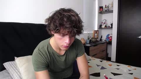 Santii online show from February 20, 2025, 6:46 pm