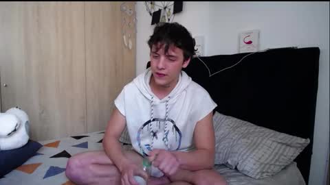 Santii online show from November 12, 2025, 10:30 pm