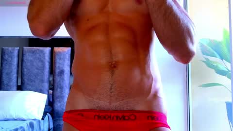 Snapshot of santin_seans chatting on April 18, 2026, 7:07 pm Santiago Seans online show from April 18, 2026, 7:07 pm