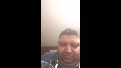 Snapshot of santos3500 chatting on April 1, 2026, 10:07 pm santos3500 online show from April 1, 2026, 10:07 pm