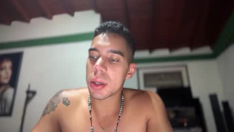 Snapshot of santoxxxkinney chatting on February 9, 2026, 12:58 am santoxxxkinney online show from February 9, 2026, 12:58 am