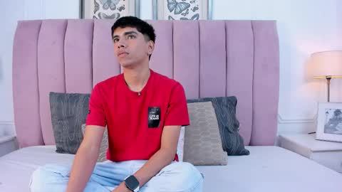 Santiago Carrington online show from March 6, 2026, 9:11 pm