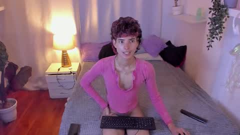 kitty online show from March 28, 2026, 2:22 am