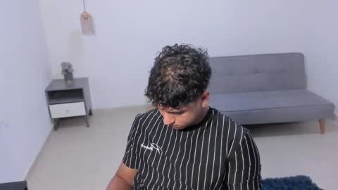 Snapshot of santy_stump chatting on April 22, 2026, 9:38 pm santy_stump online show from April 22, 2026, 9:38 pm