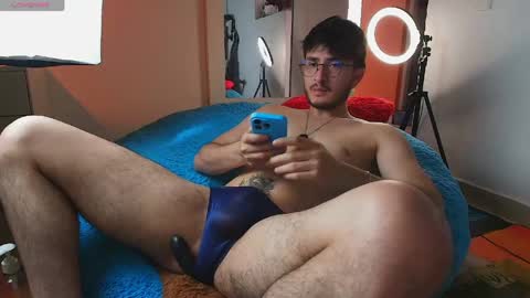 Santyago online show from May 11, 2026, 9:12 pm