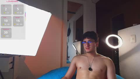 Santyago online show from May 19, 2026, 1:56 am