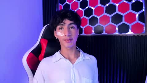 Santy  online show from June 11, 2026, 3:15 am
