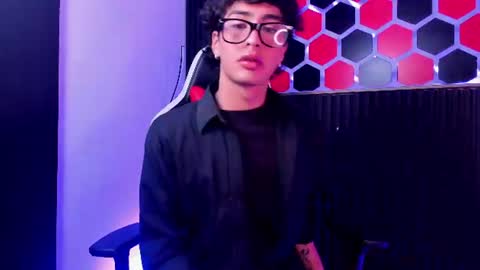 Santy  online show from July 4, 2026, 3:24 am