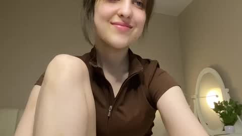 Anny online show from April 5, 2026, 9:23 pm