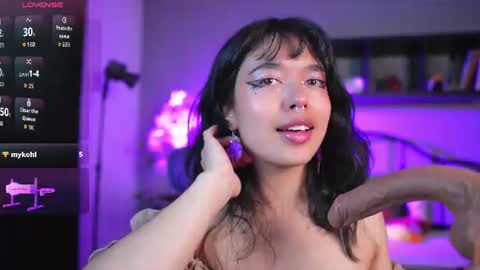 saphyralux online show from July 28, 2026, 9:03 pm