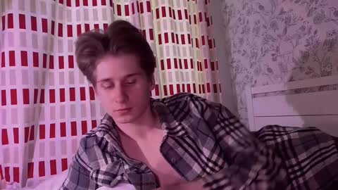 Snapshot of sapph1res chatting on March 1, 2026, 6:04 am sapph1res online show from March 1, 2026, 6:04 am