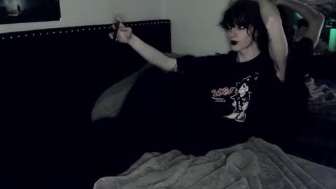 Jade online show from February 3, 2025, 5:07 am