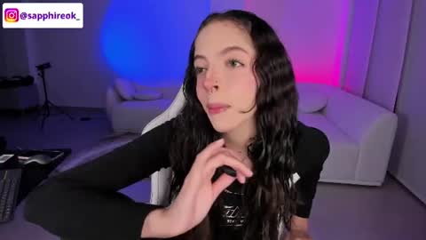 Snapshot of sapphire_venus chatting on July 19, 2026, 2:15 am Valerin online show from July 19, 2026, 2:15 am