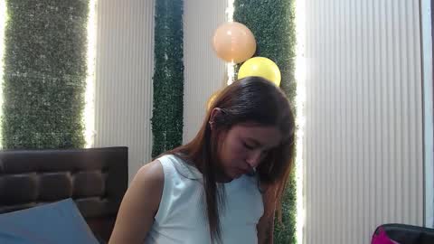 Snapshot of sara_blue13 chatting on February 7, 2026, 11:58 am Sara online show from February 7, 2026, 11:58 am