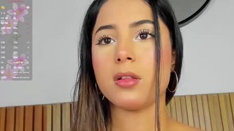 Sara online show from December 7, 2024, 3:19 pm