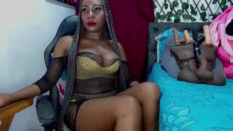 Snapshot of sara_greyx chatting on February 24, 2025, 8:25 pm Sara Greyx online show from February 24, 2025, 8:25 pm