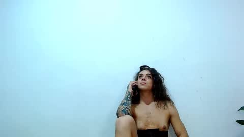 sara_johnson__ online show from October 17, 2025, 2:59 am