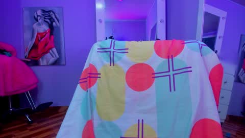       online show from December 14, 2024, 10:02 am