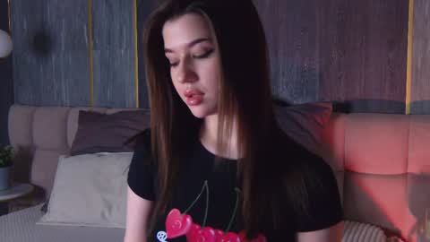 Sara online show from April 10, 2026, 4:12 pm