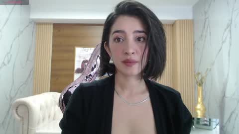 Sara  online show from April 10, 2026, 1:49 pm
