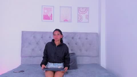 Snapshot of sara_marin18 chatting on August 5, 2026, 10:29 am Sara Neith online show from August 5, 2026, 10:29 am