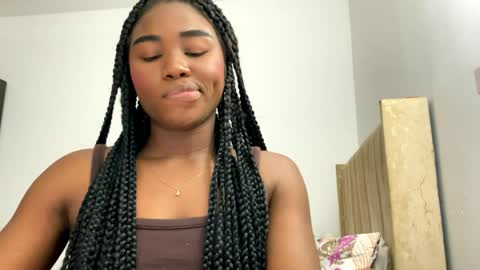Snapshot of sara_muscle chatting on May 31, 2026, 12:41 am Sara online show from May 31, 2026, 12:41 am