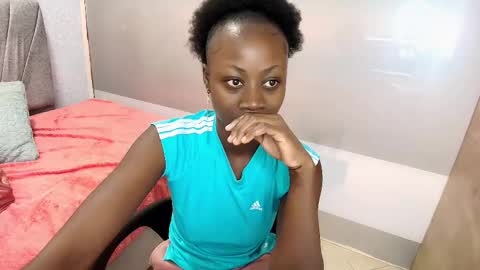 S A R A online show from February 17, 2025, 7:42 pm